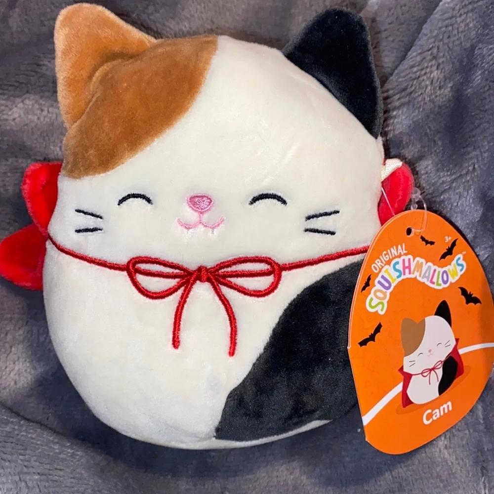 Cam (The Vampire Cat) 5" Halloween Squishmallow. - Picture 1 of 5